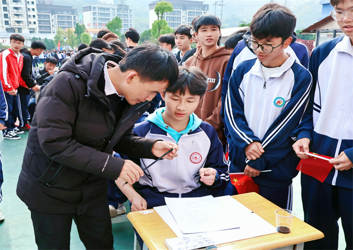 1701134721557648.jpg 4552dc84eba19e4e11e008f0dac7244.jpg