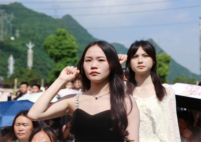 1718243286495166.jpg 1514f2a221b623e4c4c8ff25501e7bc.jpg