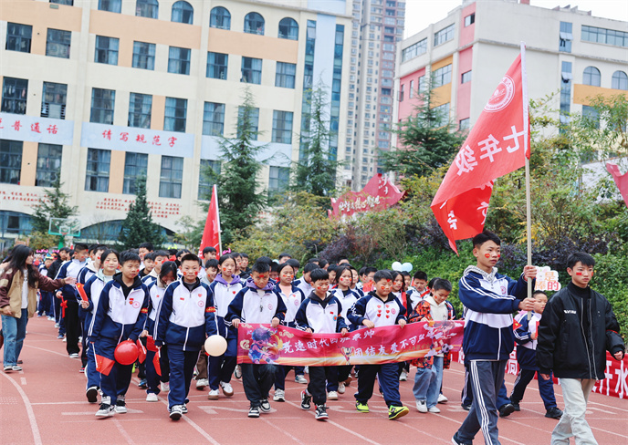 1732585640542975.jpg 7d12264818d5655741947fffa7ef122.jpg