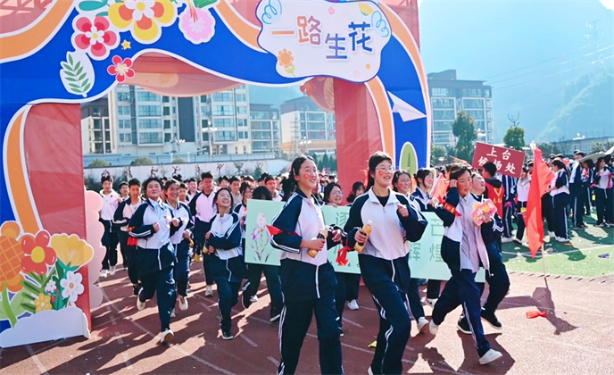 1741828317363962.jpg 4c7ba5c5c25e1e58ca4537d38dabfa6.jpg